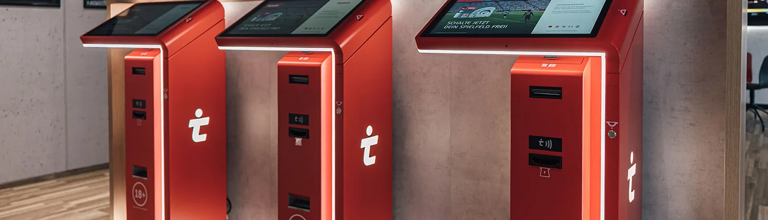 Tipico SB-Terminals in Nahaufnahme mit Touchscreen
