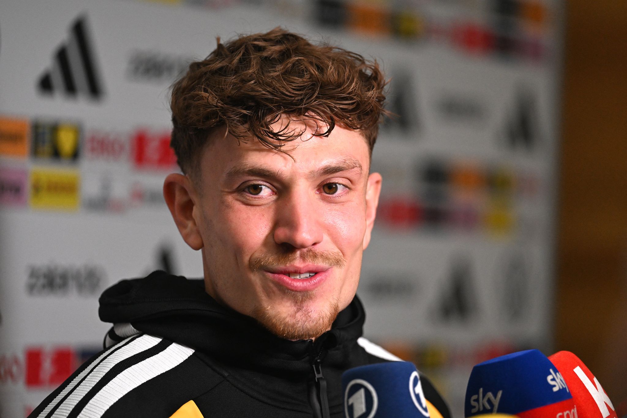 Philipp Treu zählt zu den sechs Spielern, die beim DFB-Team bleiben. (Archivbild)