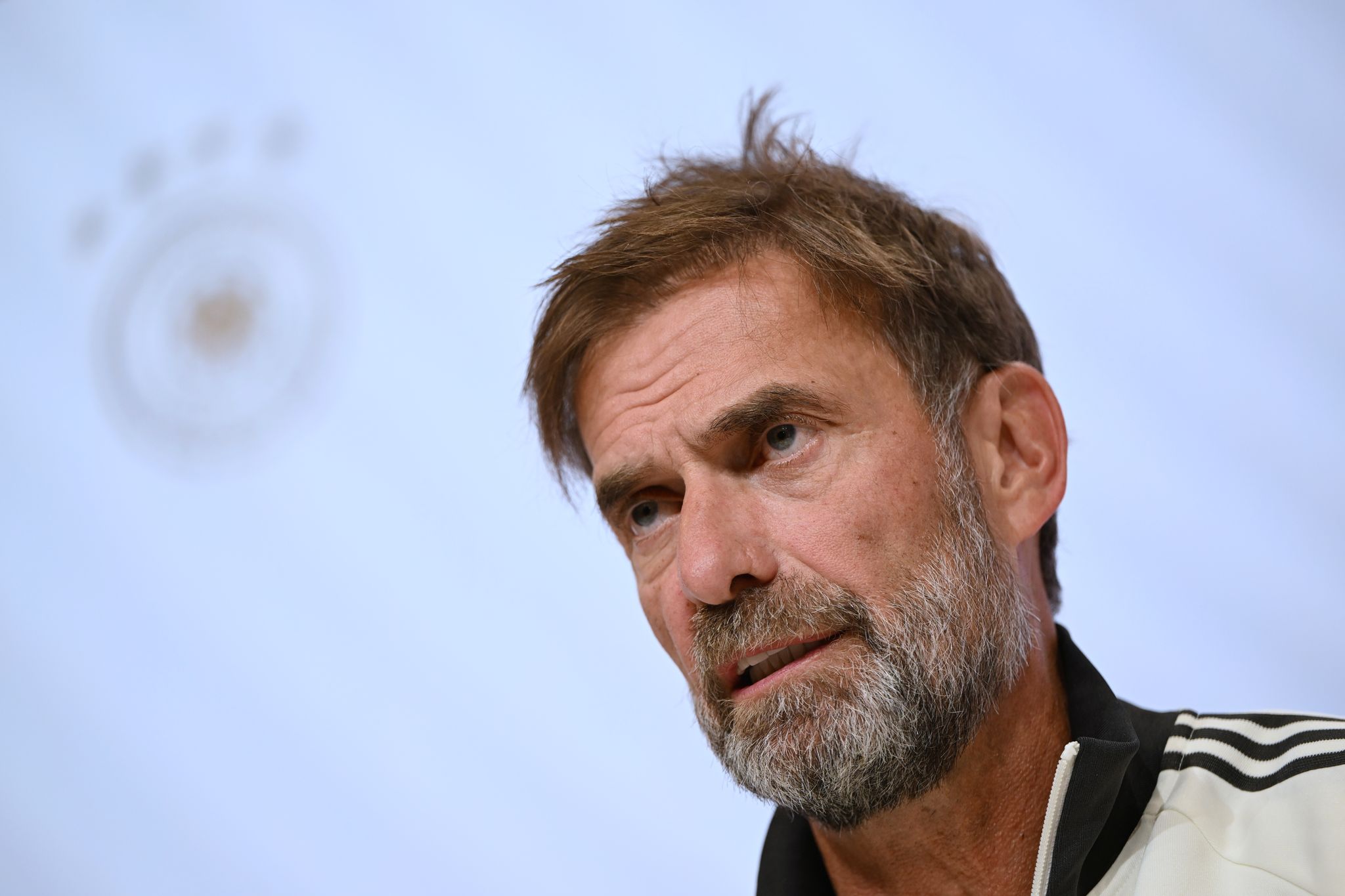 Jürgen Klopp kann das Abschlusstraining für die Partie in Griechenland mit allen 23 Spielern bestreiten.